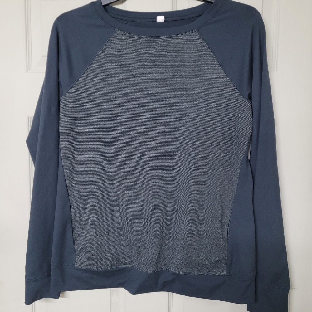 Under Armour Multimedia Sweatshirt Pockets 20" P2P